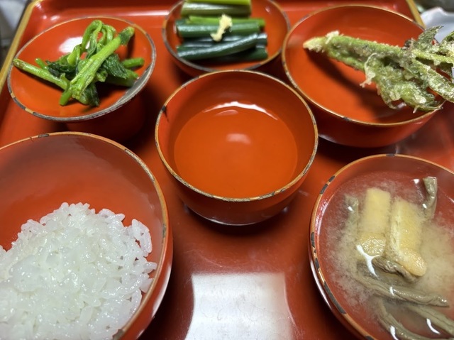 今日のお膳は山菜尽くし7.5.14