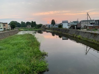 草取り作業5.6.30.2.JPG